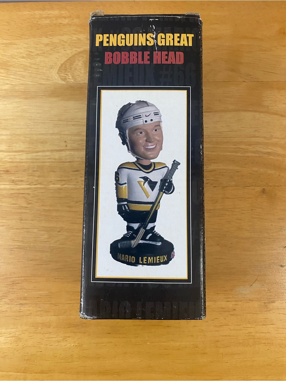 2001 Penguins Great Bobble Head — Mario Lemieux (Black & Gold)